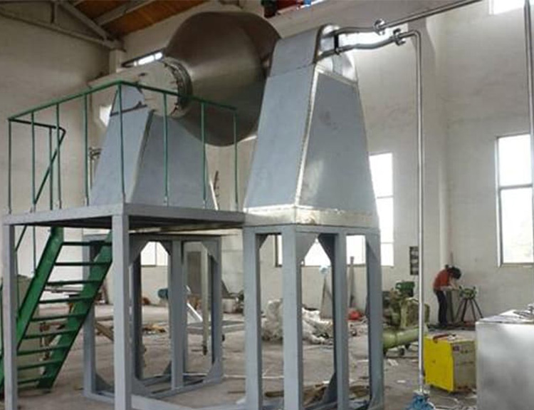 雙錐回轉(zhuǎn)真空干燥機(jī)