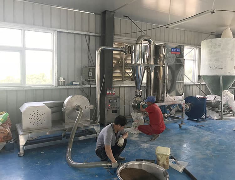 萬能旋風(fēng)脈沖除塵粉碎機(jī)組